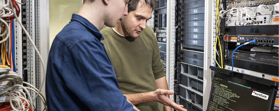 IT INFRASTRUCTURE SPECIALIST & CLOUD ENGINEER (m/f/d), 1. image